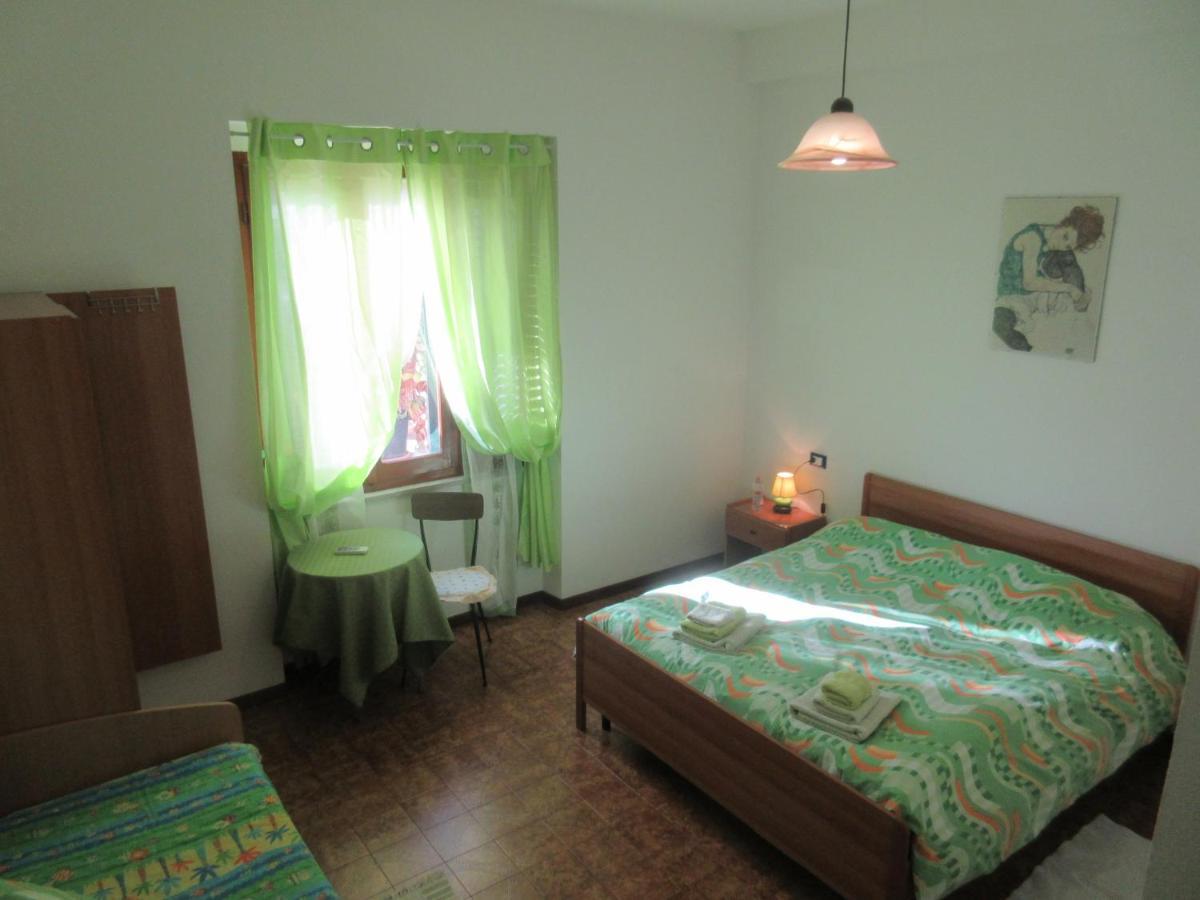 Su Pasu B&B Orosei Ngoại thất bức ảnh